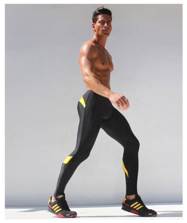 rufskin_leif_black_compression_running_tight