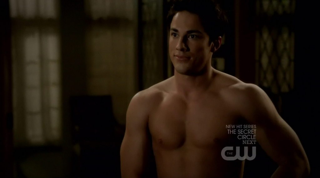 Happy-27th-birthday-Michael-Trevino-14
