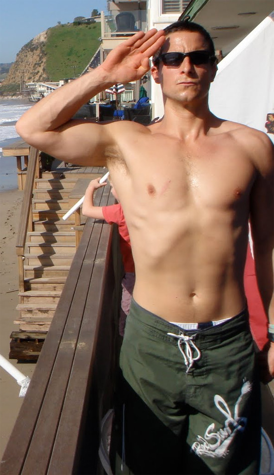 550w_gayspy_bear_grylls