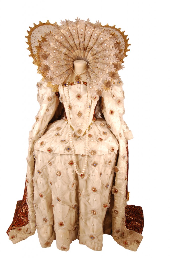 Dressed by Angels (Elizabethan)