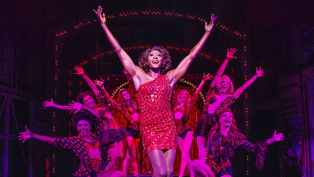 Kinky-boots-london-company-10