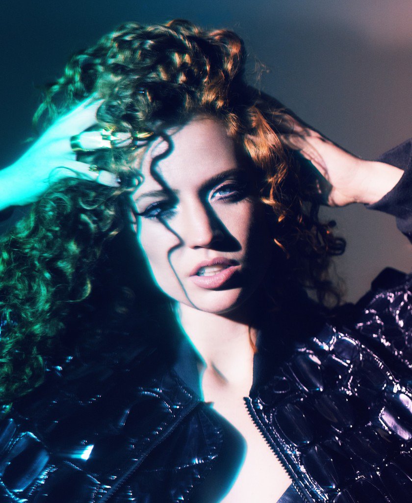 Jess Glynne