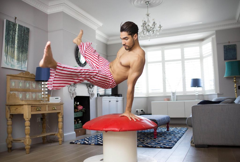 EDITORIAL USE ONLY Olympic medal winning gymnast Louis Smith performs a unique morning routine to mark his appointment as a KelloggÕs Team GB ambassador and to launch the #GreatStarts competition ahead of the Olympic Games in Rio 2016 PRESS ASSOCIATION Photo. Issue date: Wednesday May 18, 2016. The public are being encouraged to share how they start the day right by using the #GreatStarts hashtag on social media, which will enter them into an exclusive competition to win a pair of tickets to see Team GB at the Olympic Games. Photo credit should read: David Parry/PA Wire