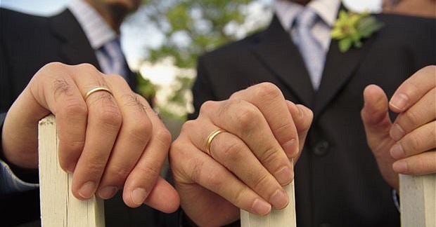 gaymarriage_2245445b